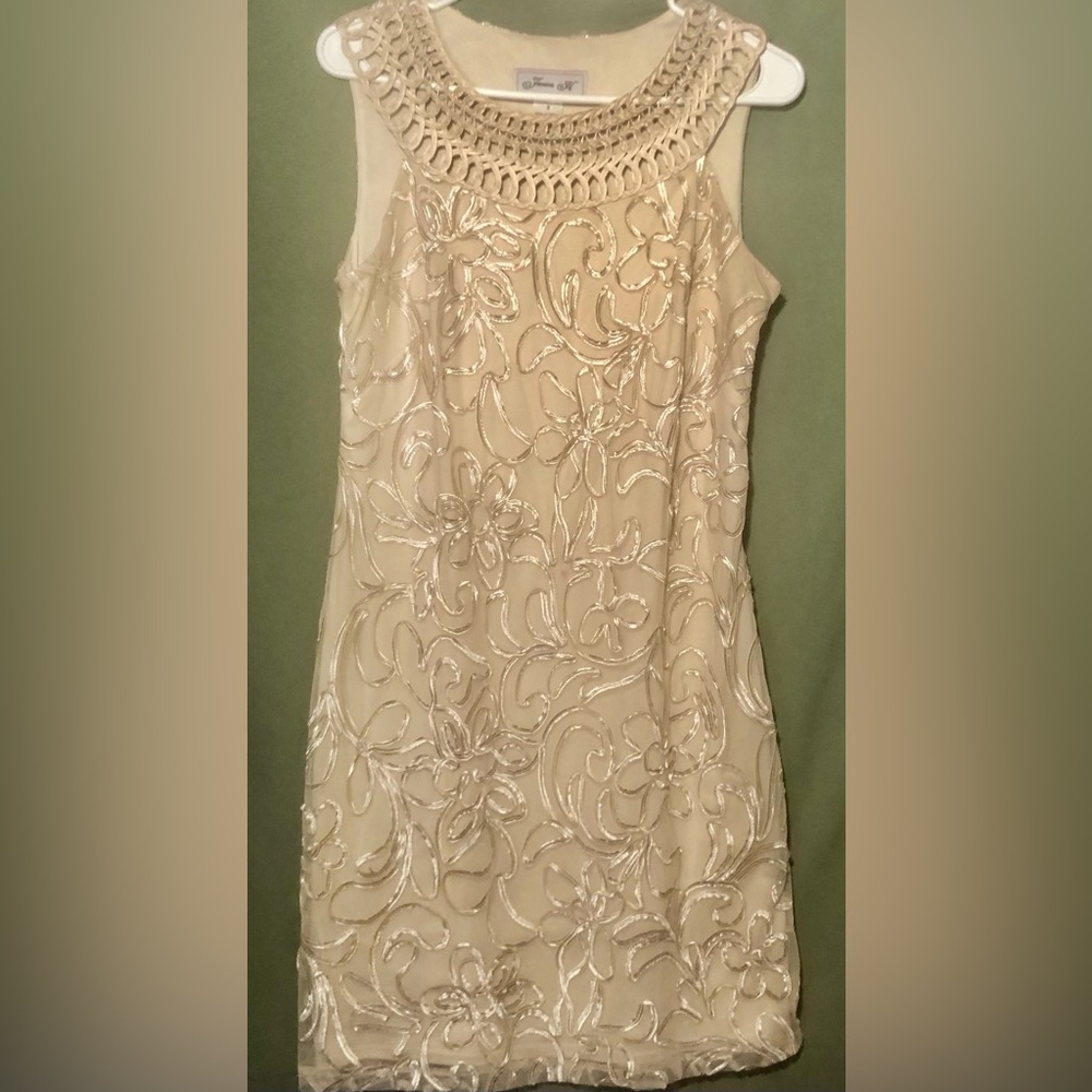 Jessica Howard Champagne Lace Floral Ribbon Cocktail Dress ~ SZ 8